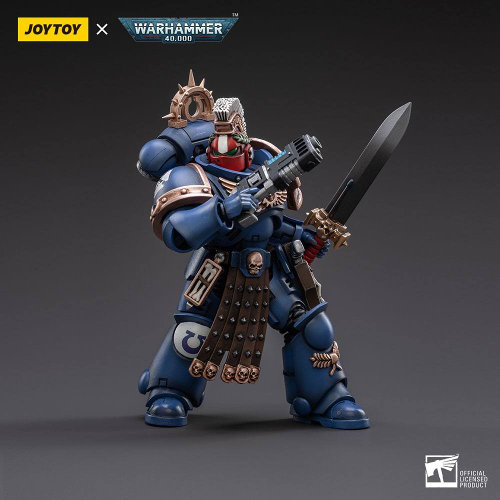 JOYTOY - Warhammer 40K - Ultramarines Veteran Sergeant Icastus 1/18 – Image 3